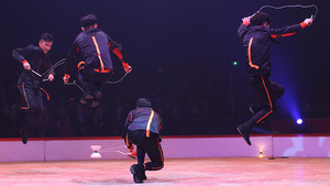 Festival International du Cirque 2017 - Numéro Diabolos - Diabolo Walkers